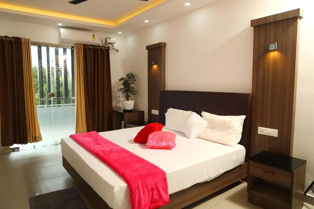Отель Green Valley Residency Kattappana